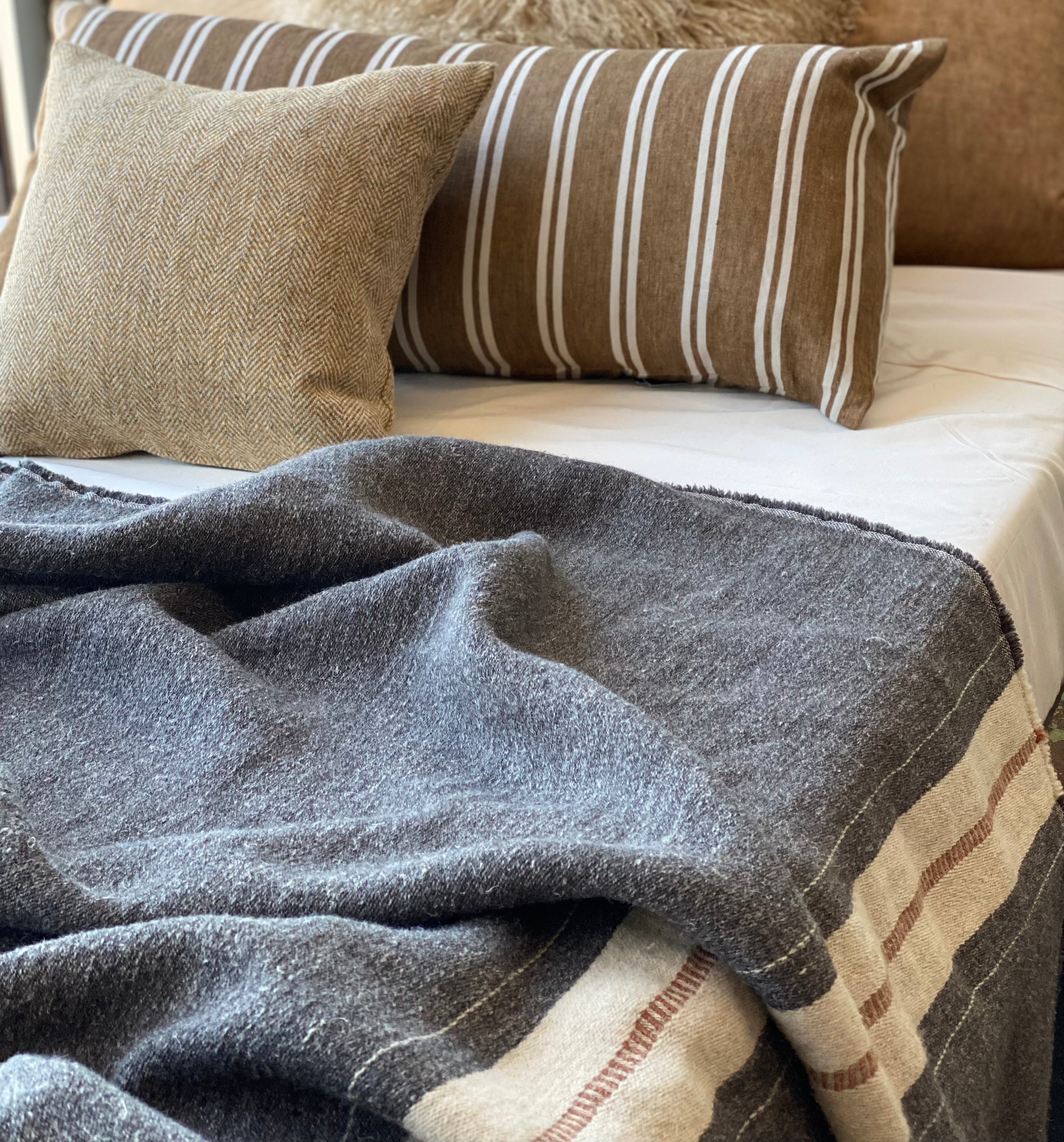 Libeco Linen Lumbar | Canal Stripe