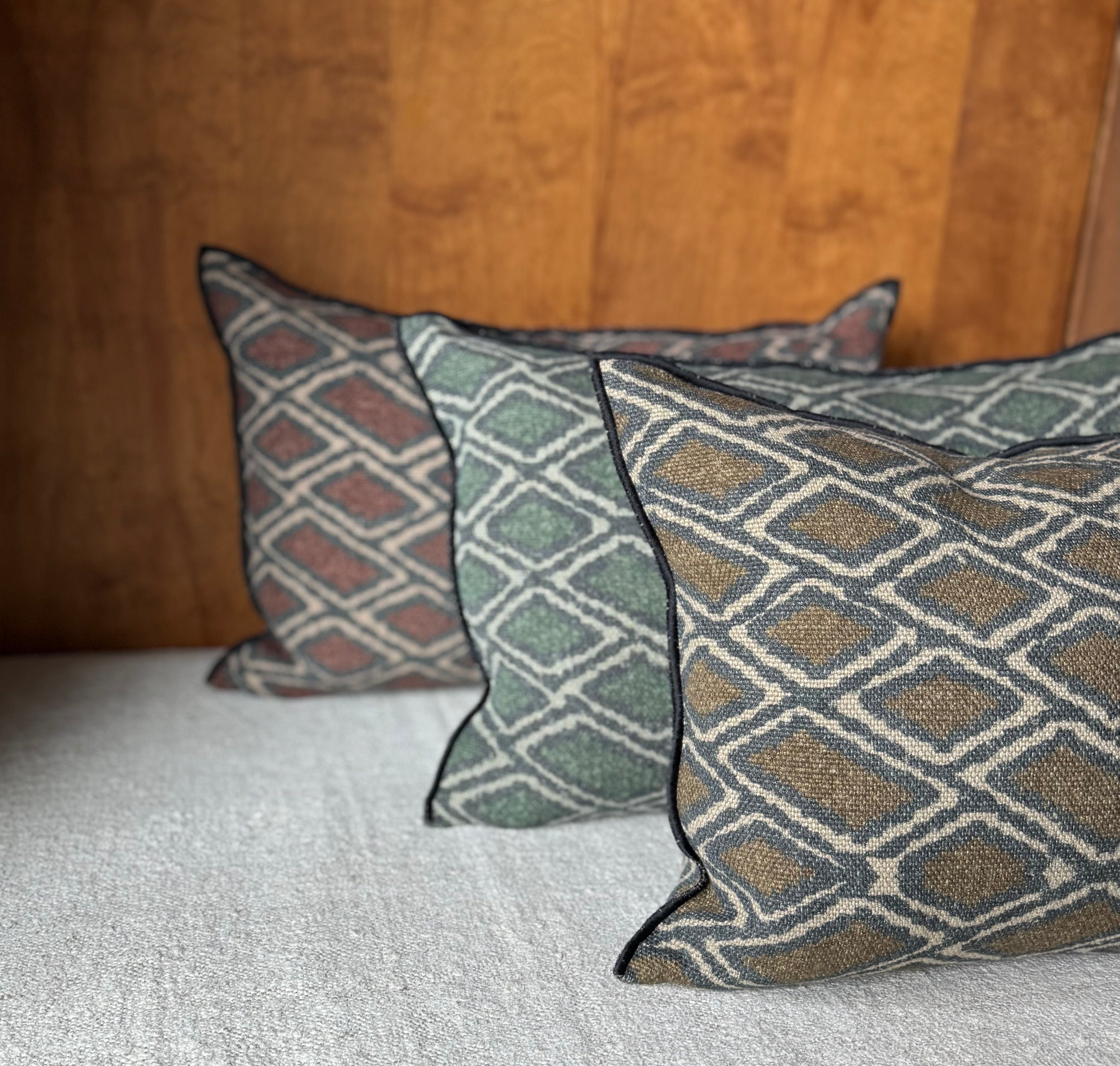 Maison de Vacances Wabi Sabi Pillow | Argile