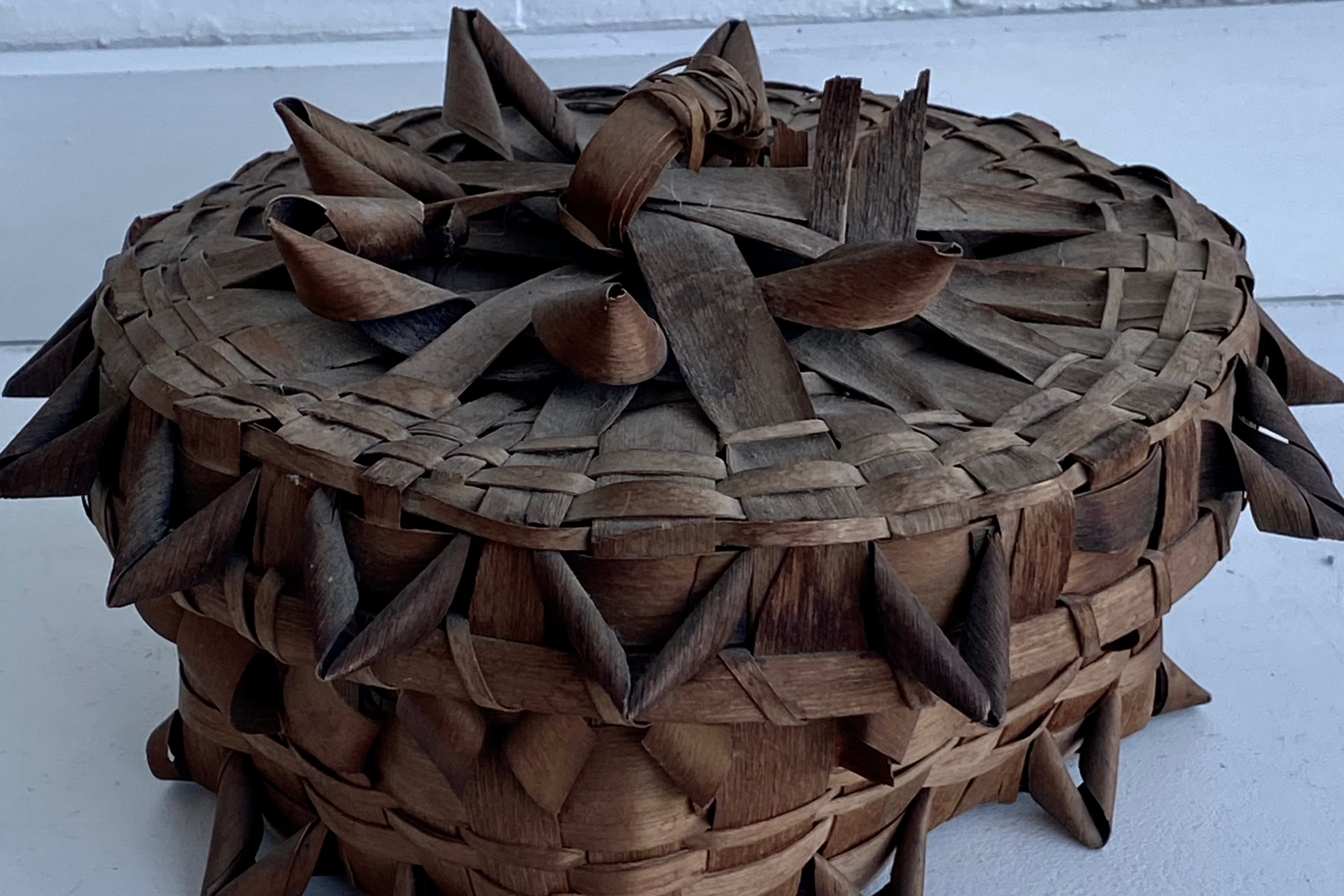 Antique Native American Basket l Maine