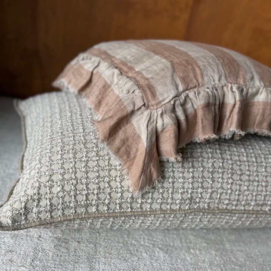 Maison de Vacances Bistro Jacquard Pillow | Off White