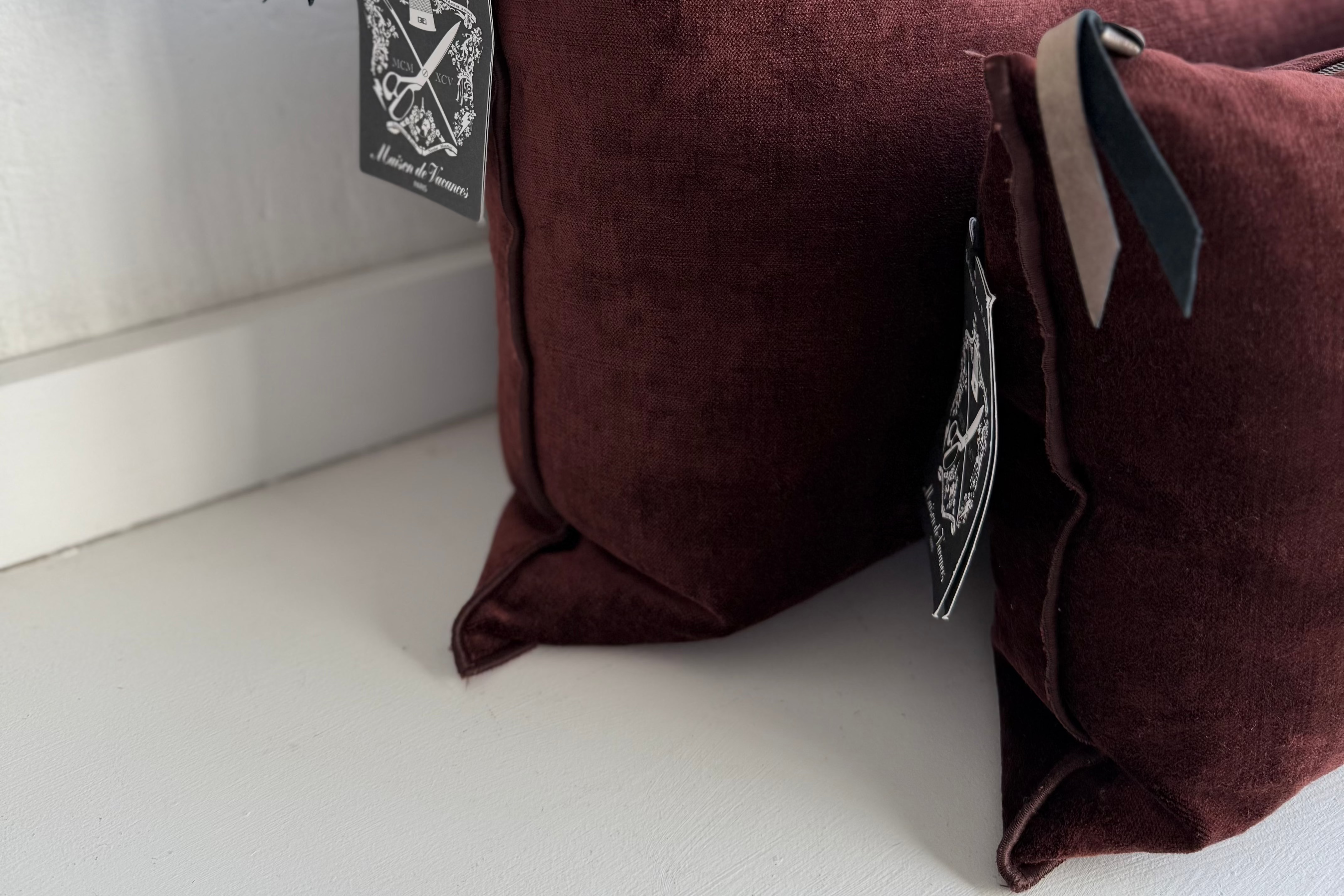 Maison de Vacances | Royal Velvet Pillow in Chianti
