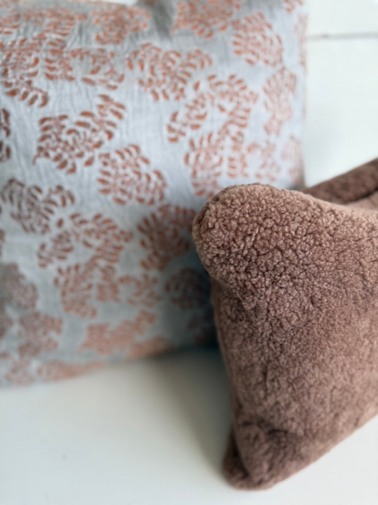 Maison de Vacances | Bouclette Sheep Pillow
