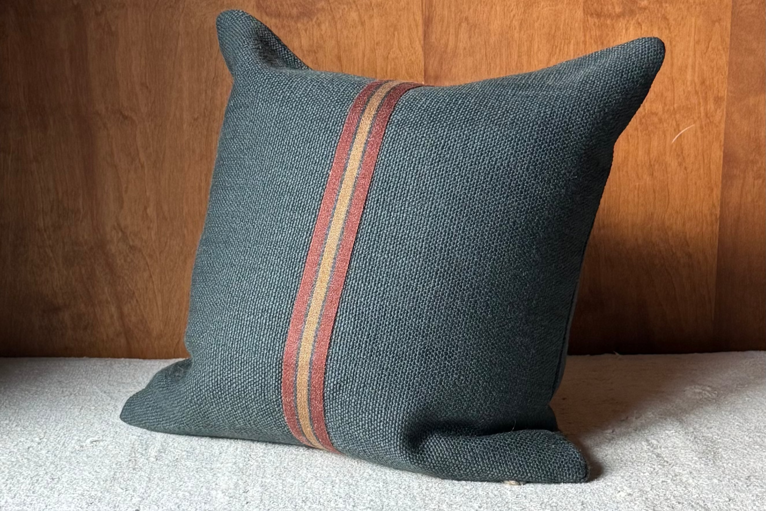 Libeco Linen & Wool | Jasper Smoke Pillow