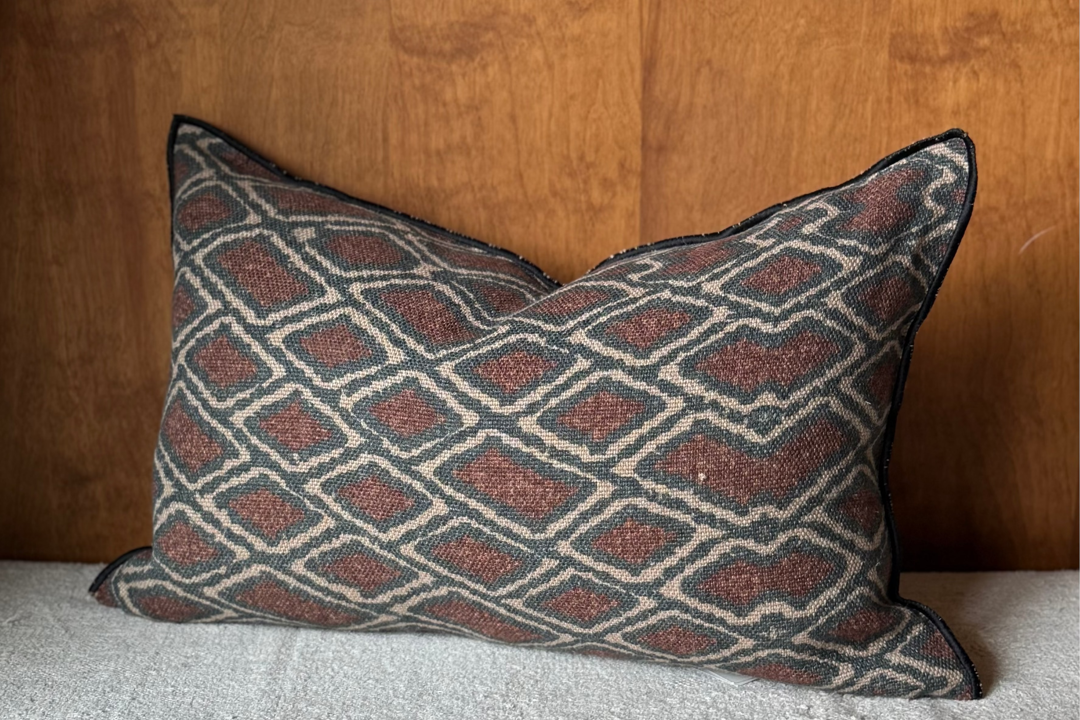 Maison de Vacances Wabi Sabi Pillow | Argile