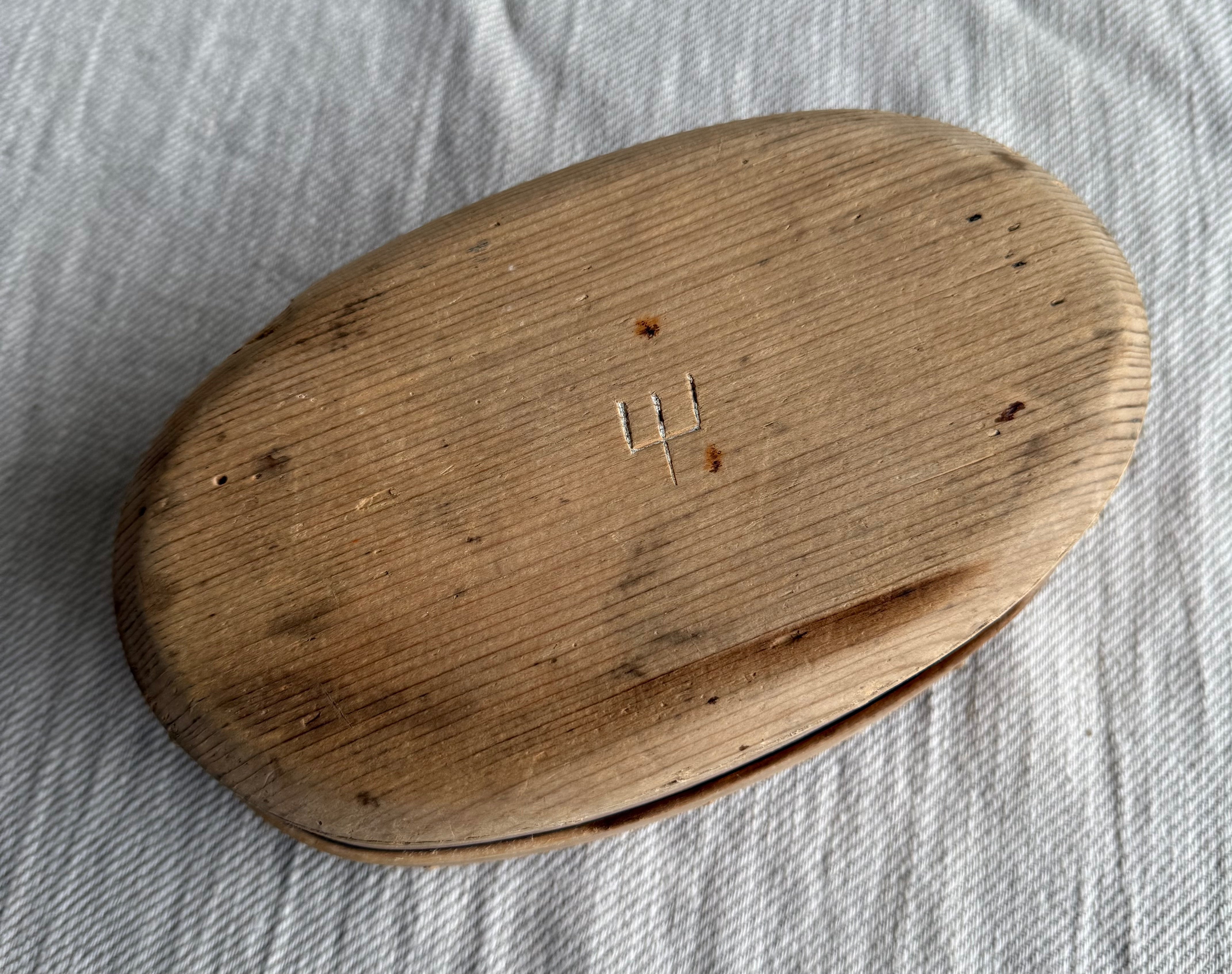 Norwegian Tine Box
