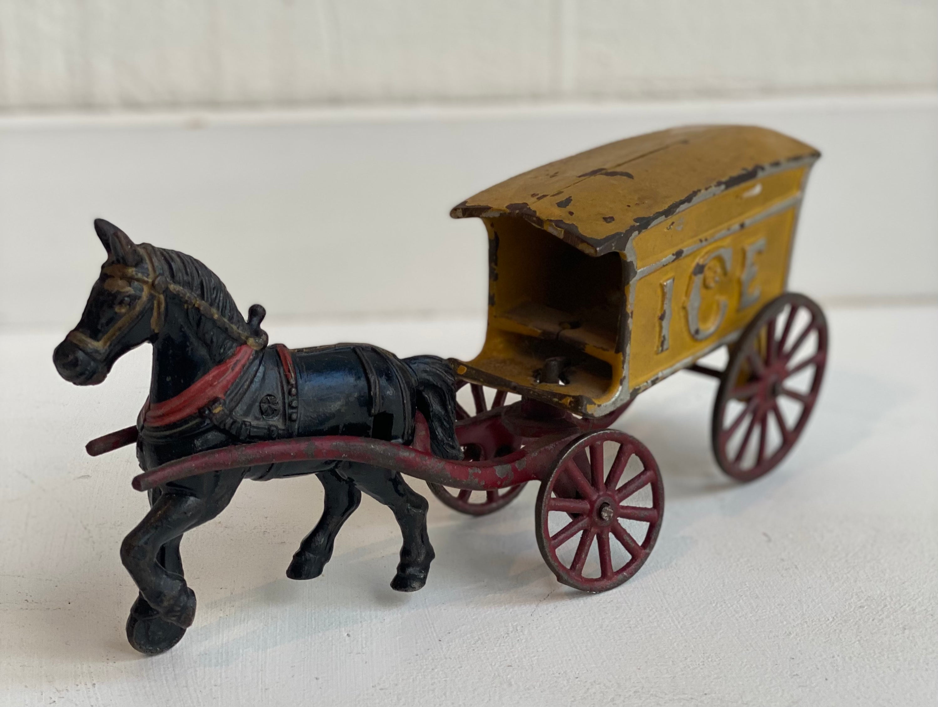 'Ice' Yellow Horse Drawn Cart l #16