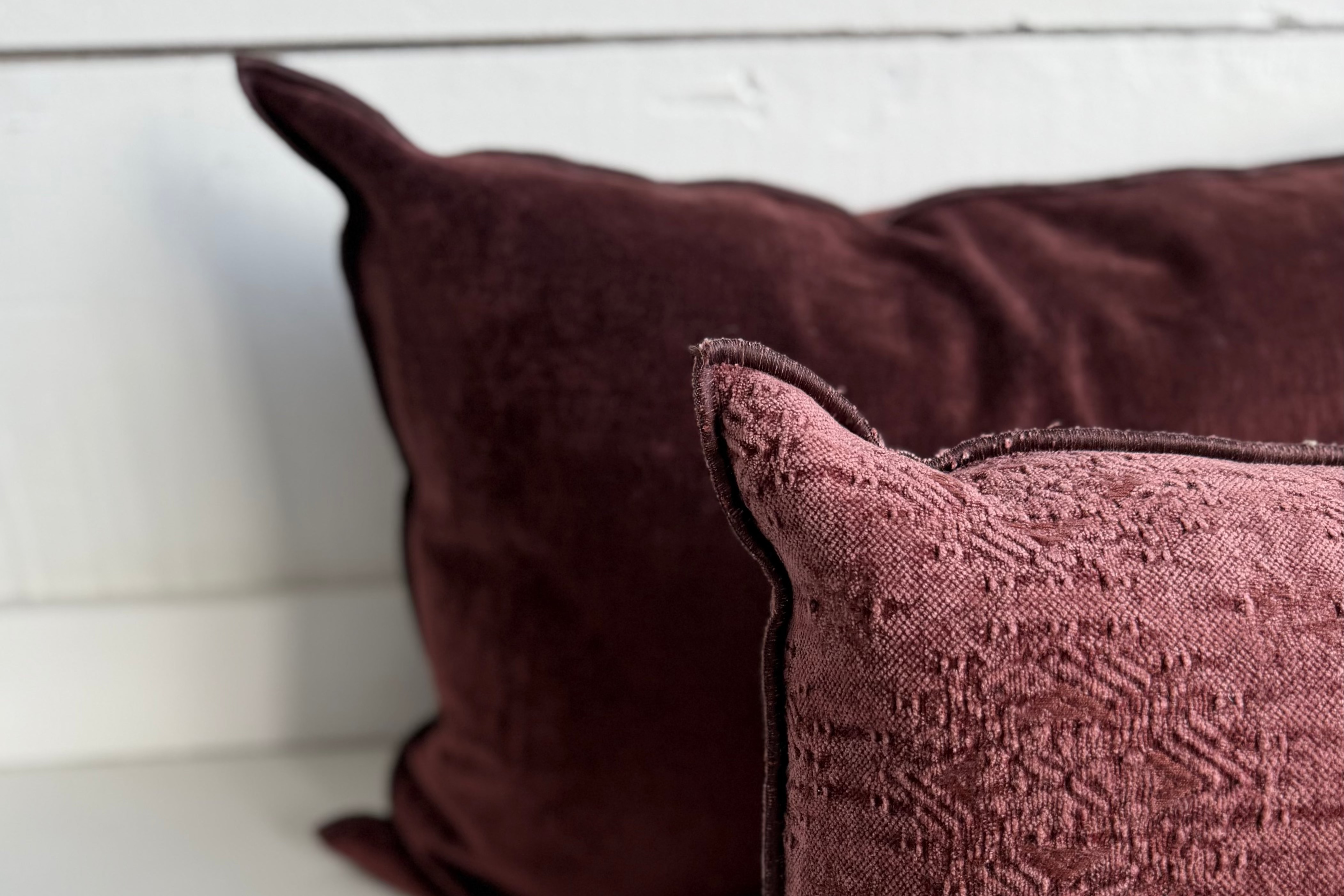 Maison de Vacances | Royal Velvet Pillow in Chianti