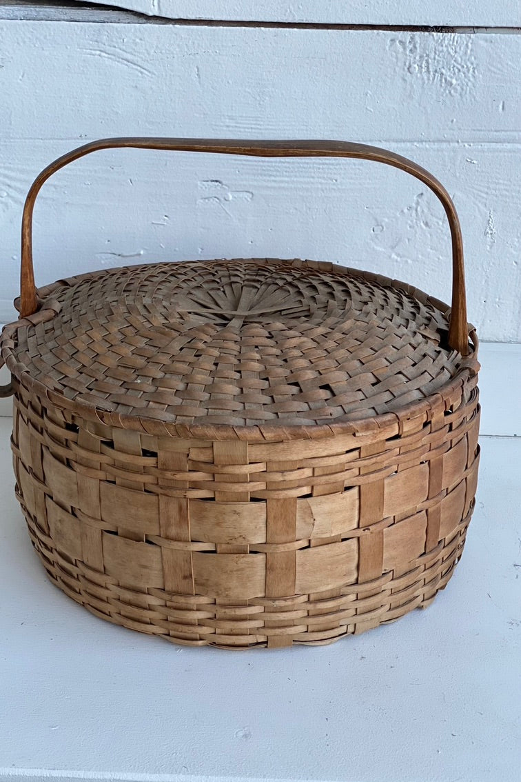 Lidded Native Basket l Maine
