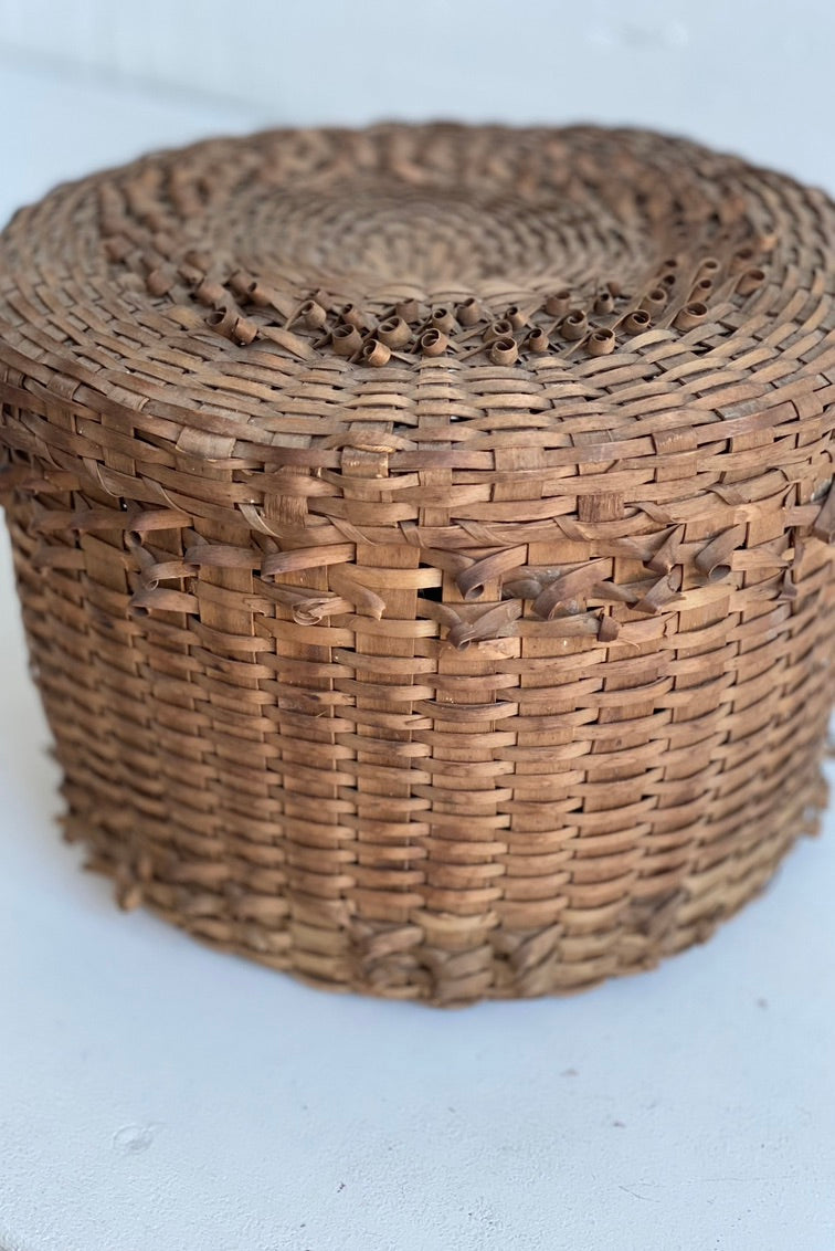 Antique Native American Basket l Maine