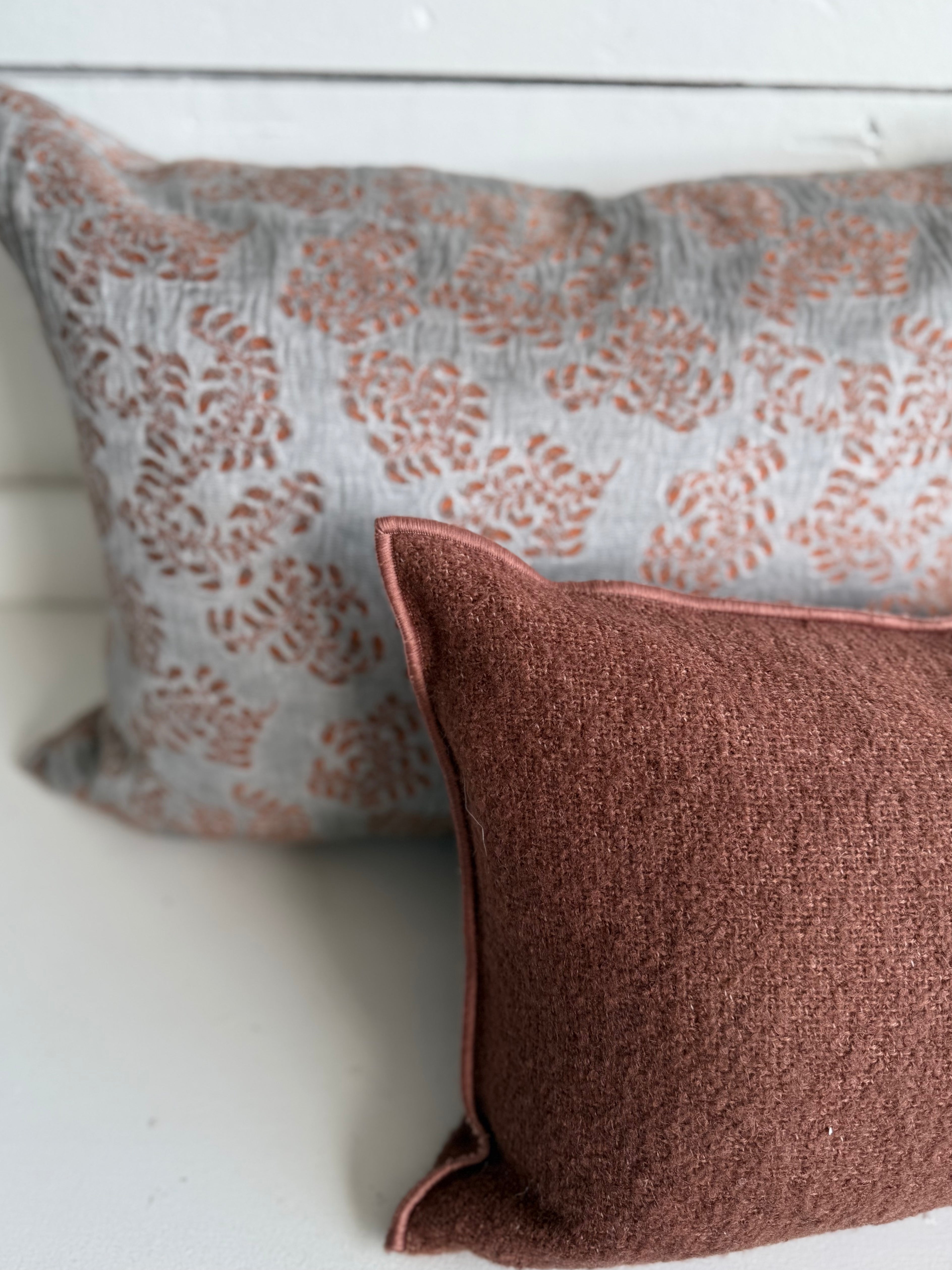 Maison de Vacances | Canvas Bouclette Pillow in Blush