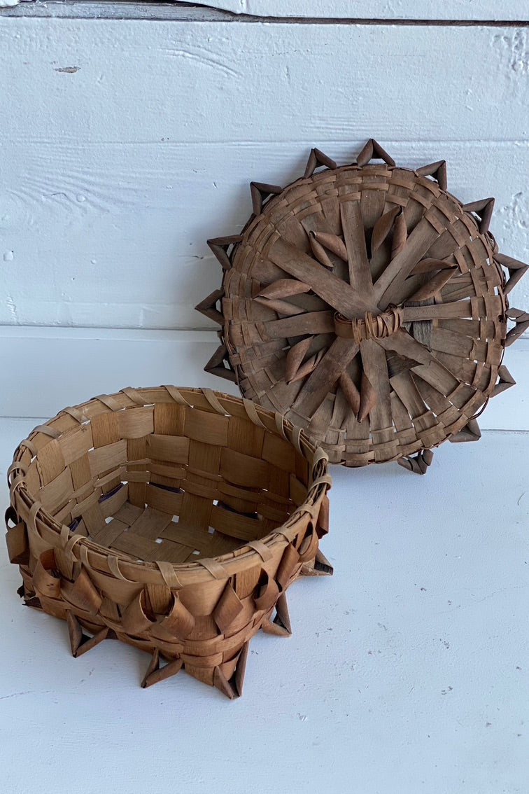 Antique Native American Basket l Maine