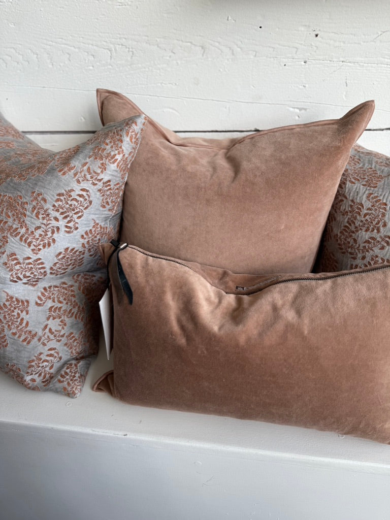 Maison de Vacances | Vintage Velvet in Blush