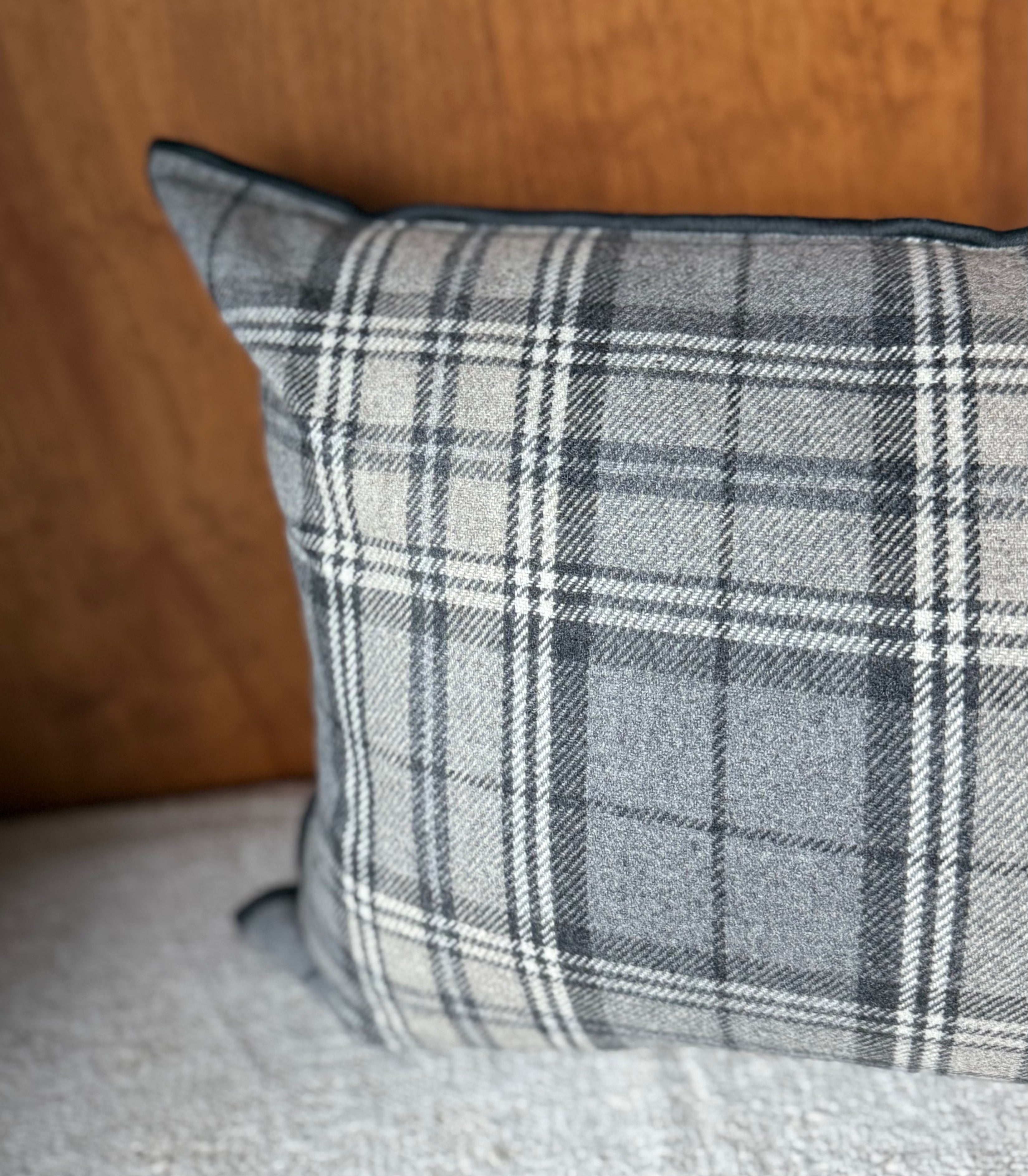 MDV Highlander Wool Pillow | City