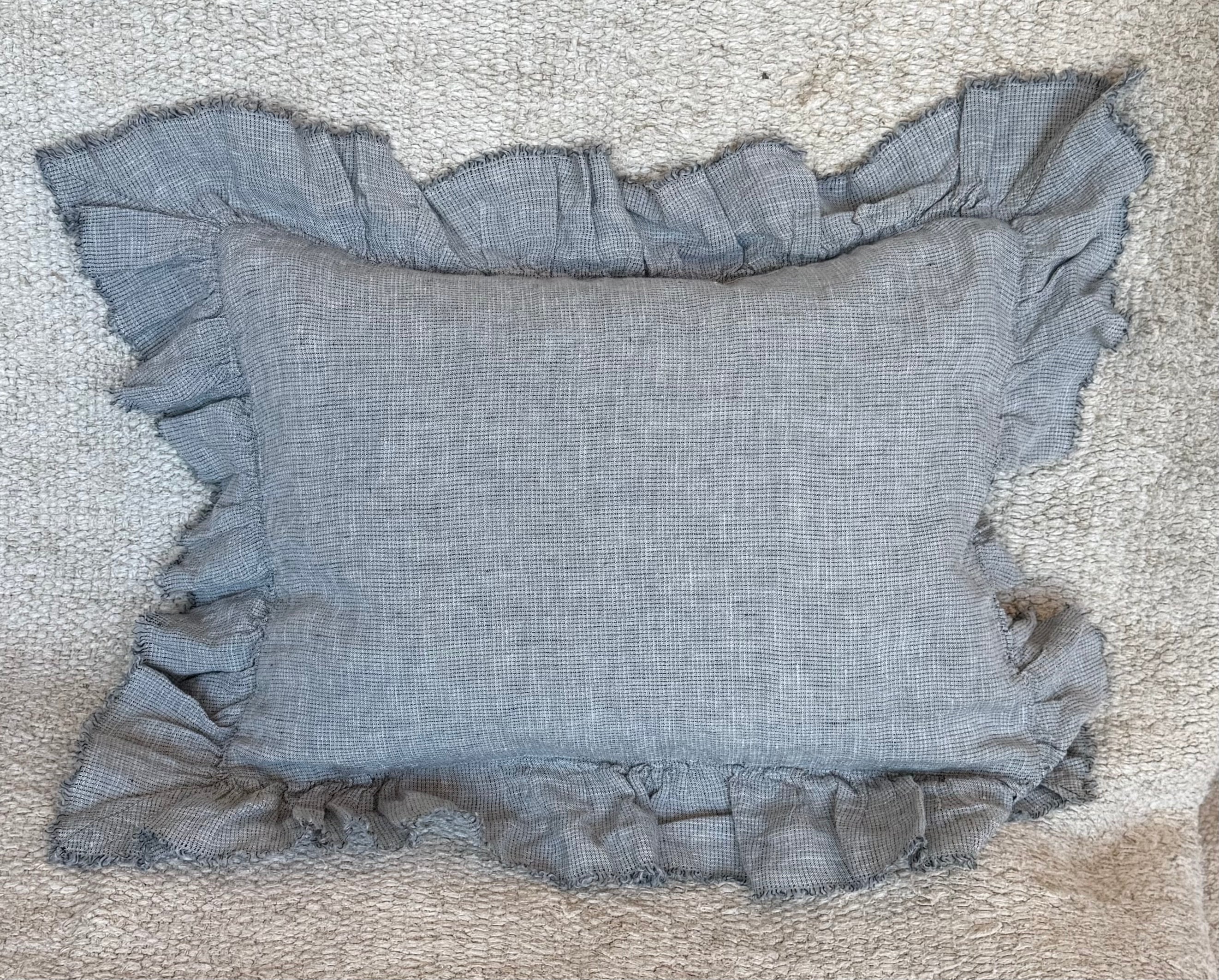 Maison de Vacances | Linen Shaker