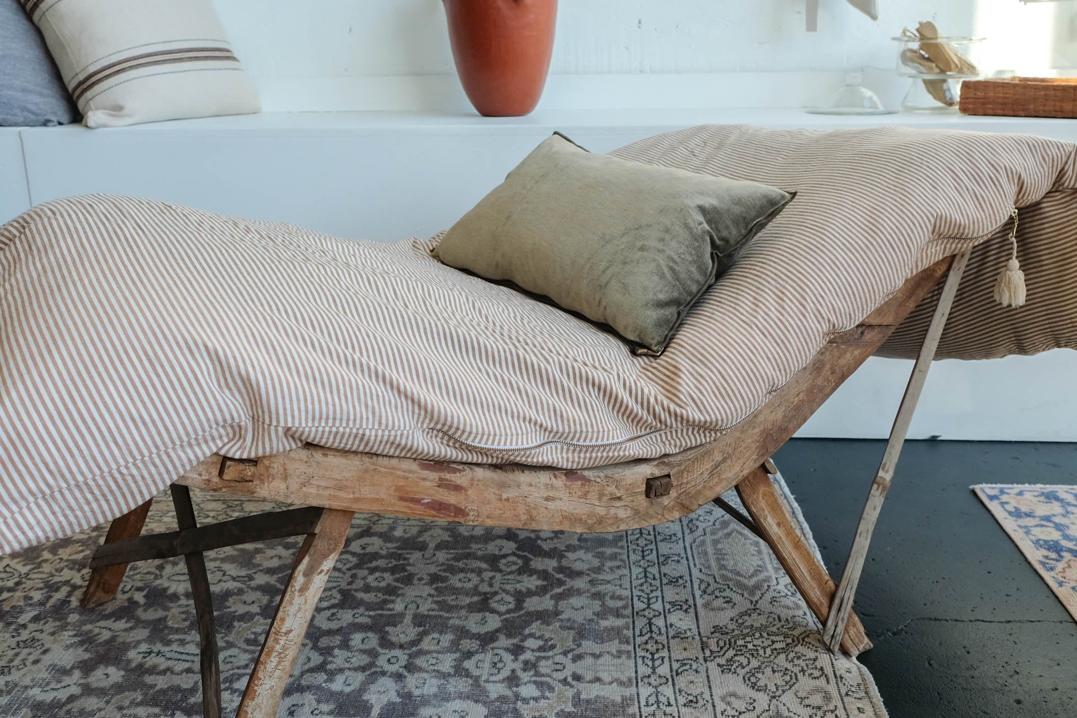 Hedgehouse Throwbed - Striped