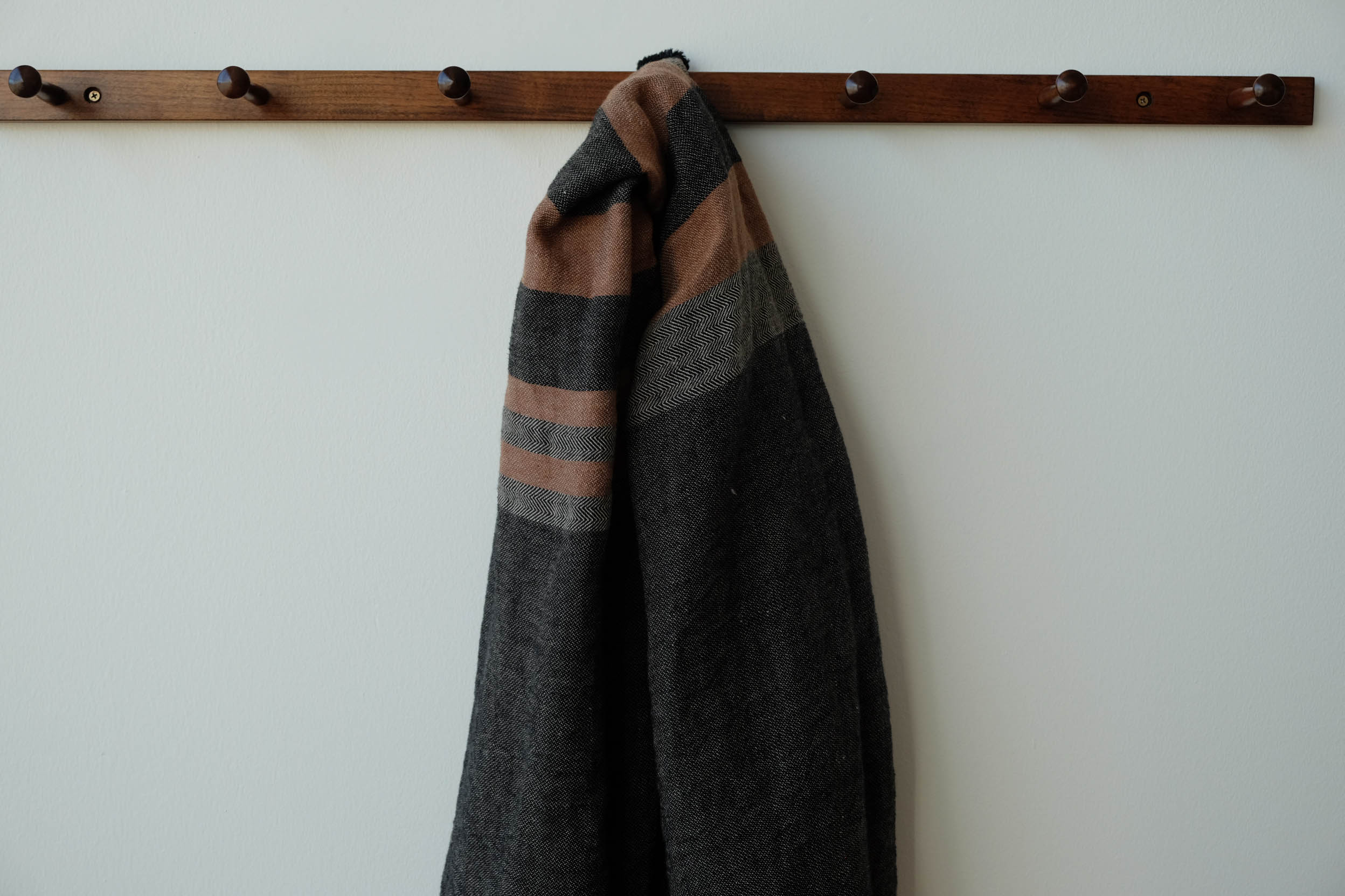 Libeco Linen Fouta l Black Stripe