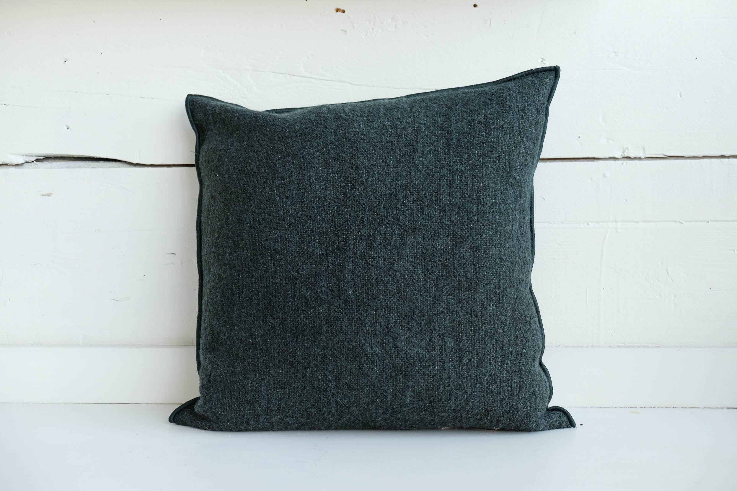 Maison de Vacances | Canvas Bouclette Pillow in Canard