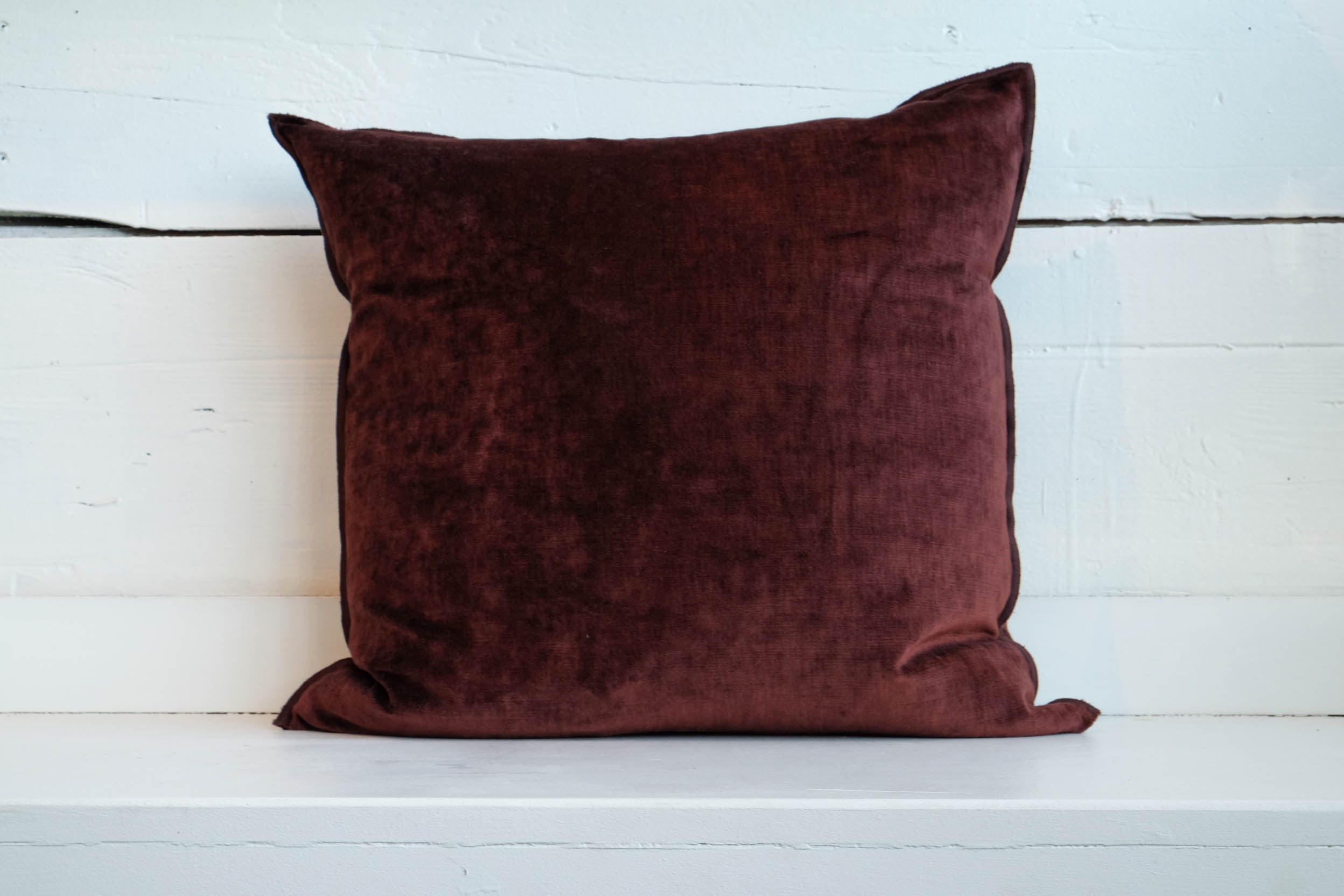 Maison de Vacances | Royal Velvet Pillow in Chianti