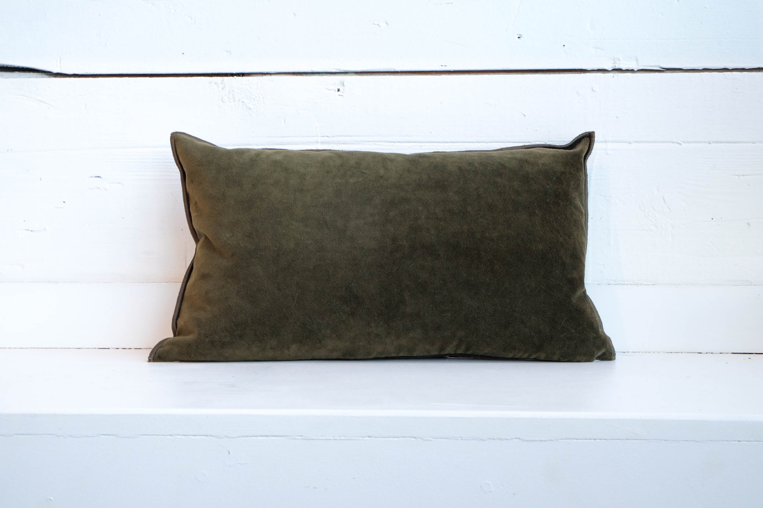 Maison de Vacances | Vintage Velvet in Kaki