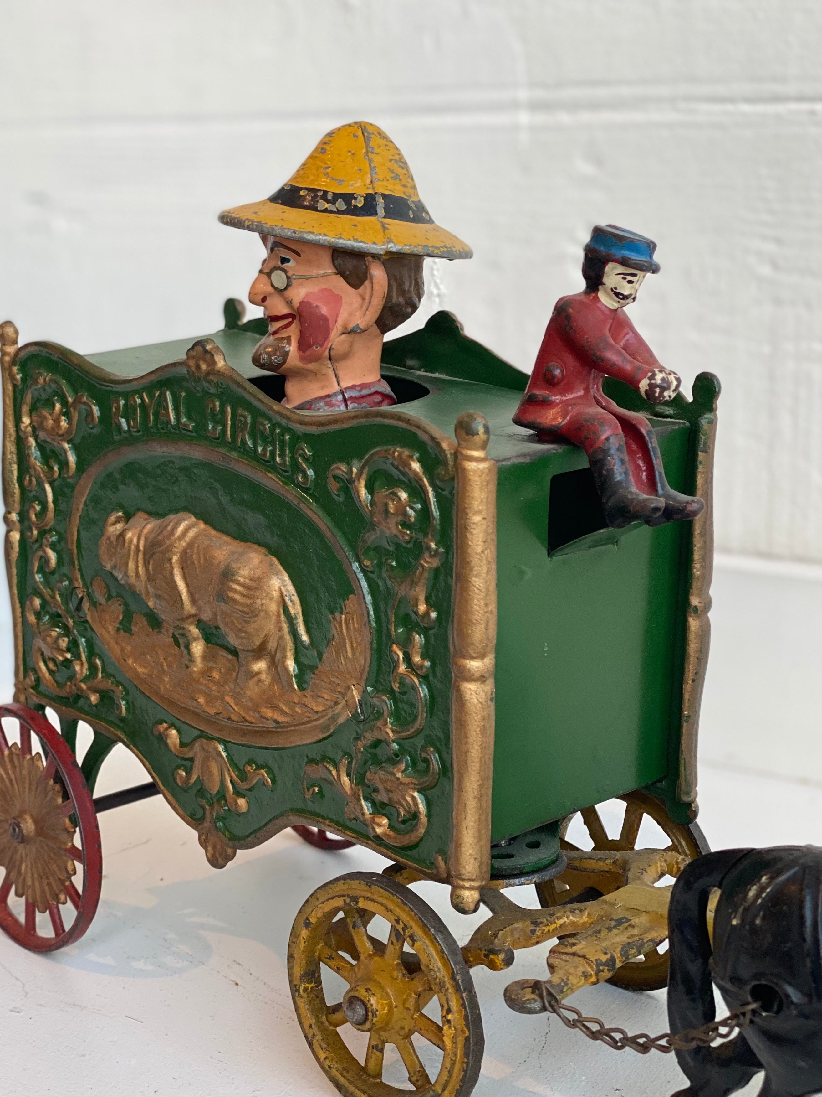 Green Royal Circus With Farmer Van l #85