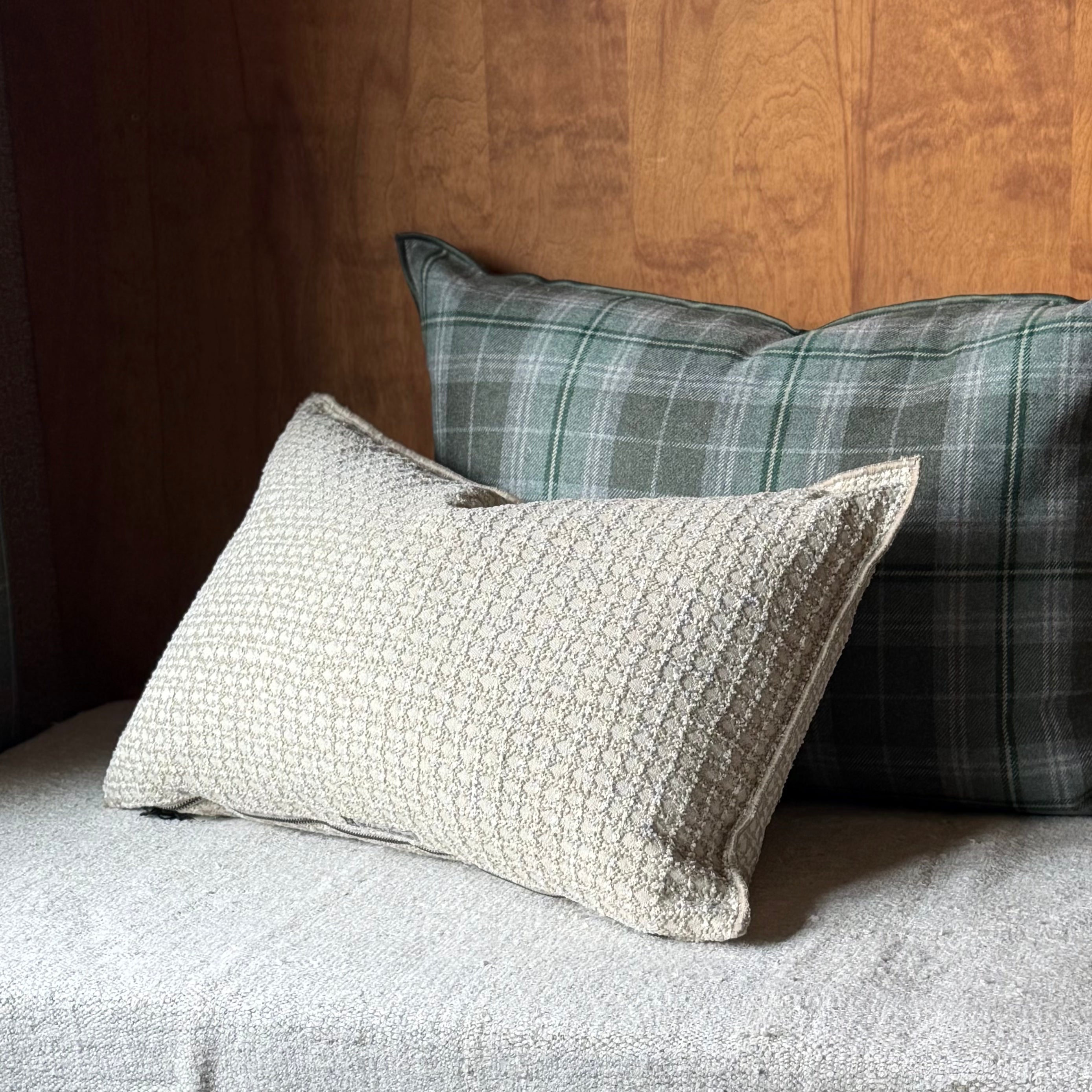 Maison de Vacances Bistro Jacquard Pillow | Off White