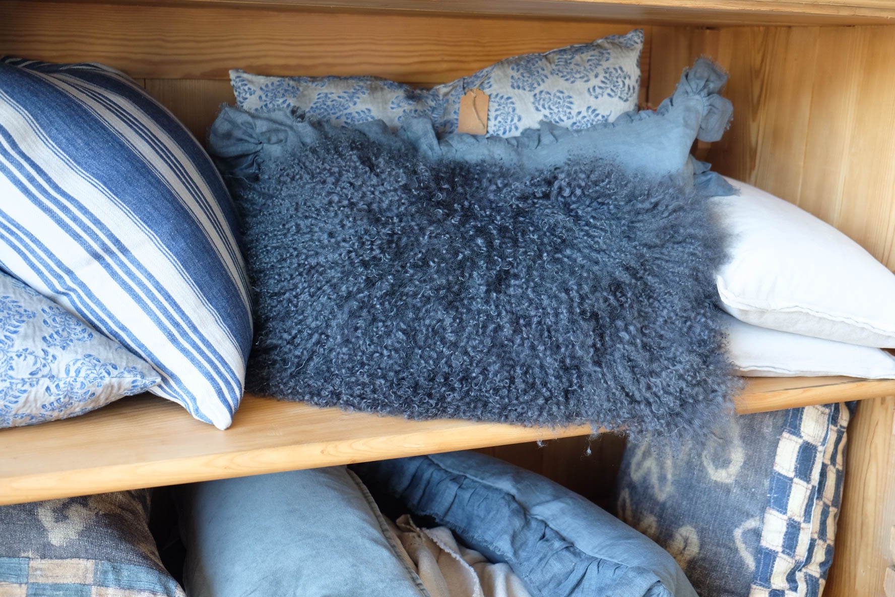 Maison de Vacances Tibetan Goat 10 x 20 Blue Lifestyle