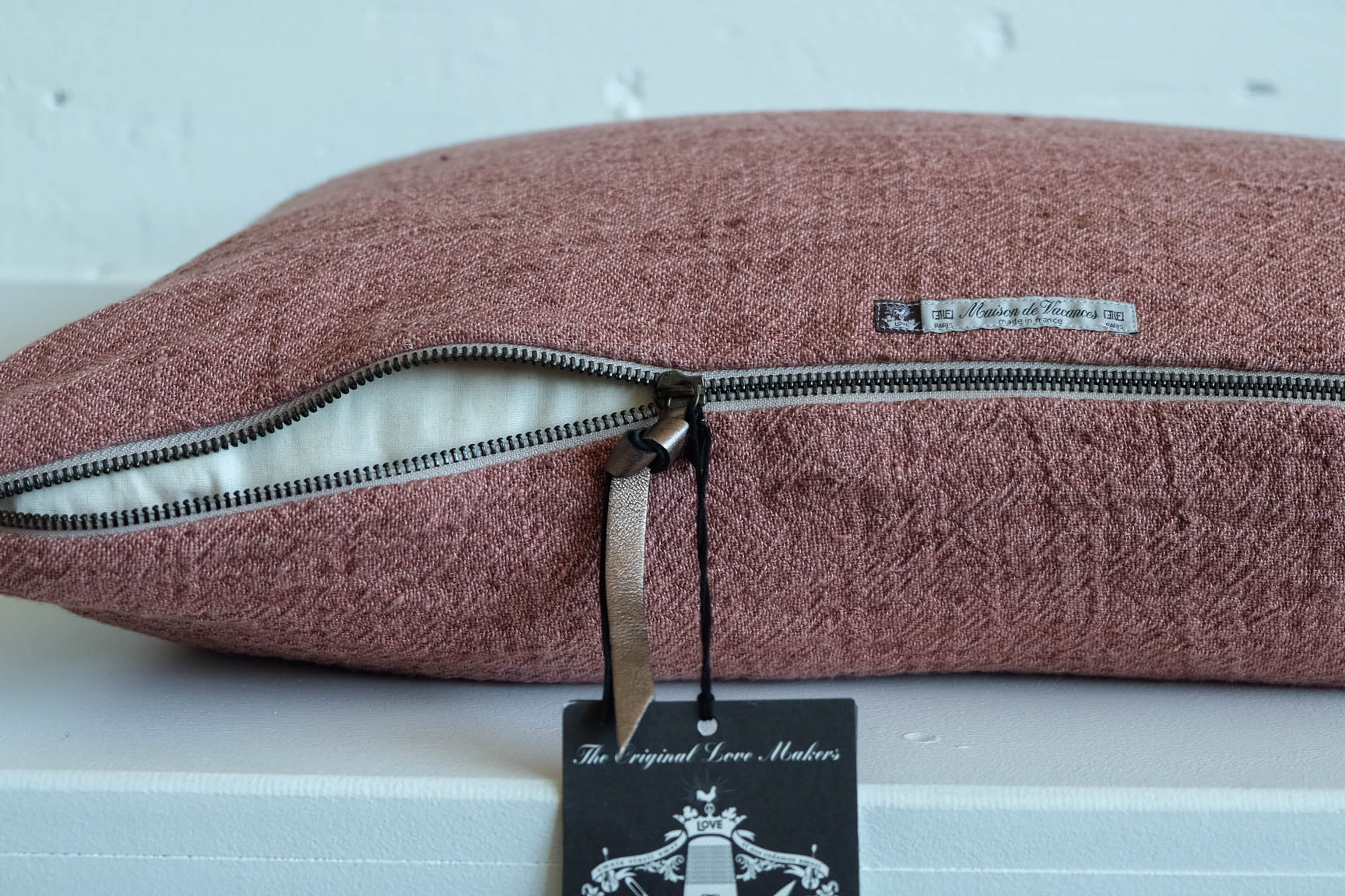 Maison de Vacances | Washed Linen Crepon Pillow in Bois de Rose Zipper