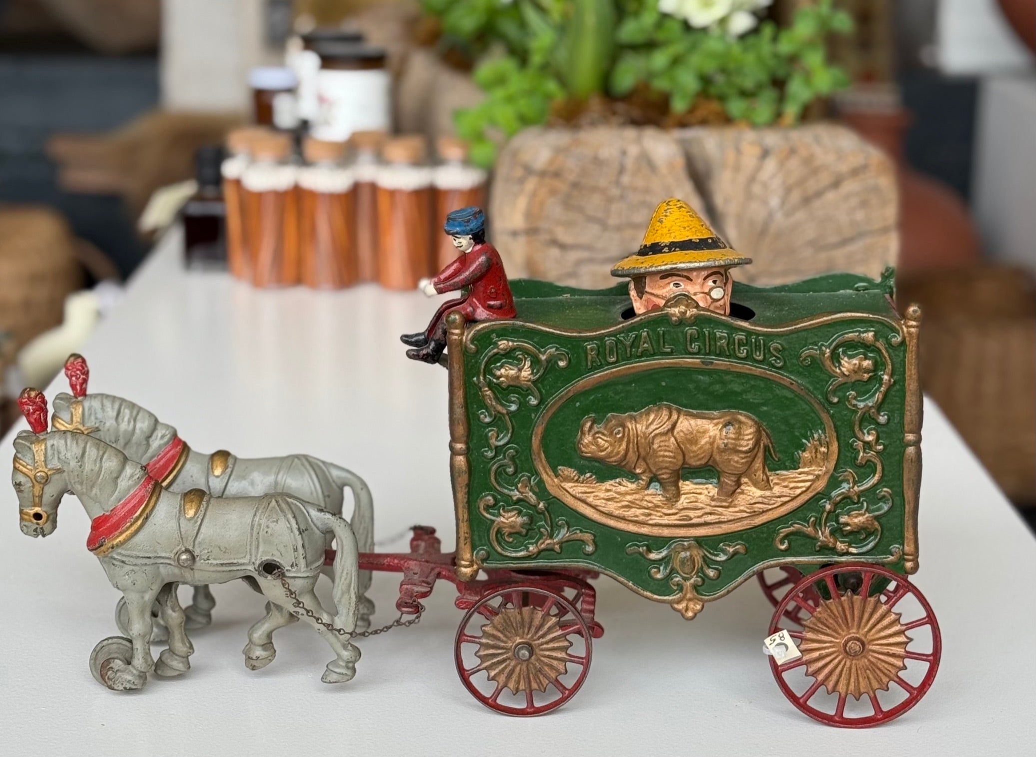 Green Royal Circus With Farmer Van l #85