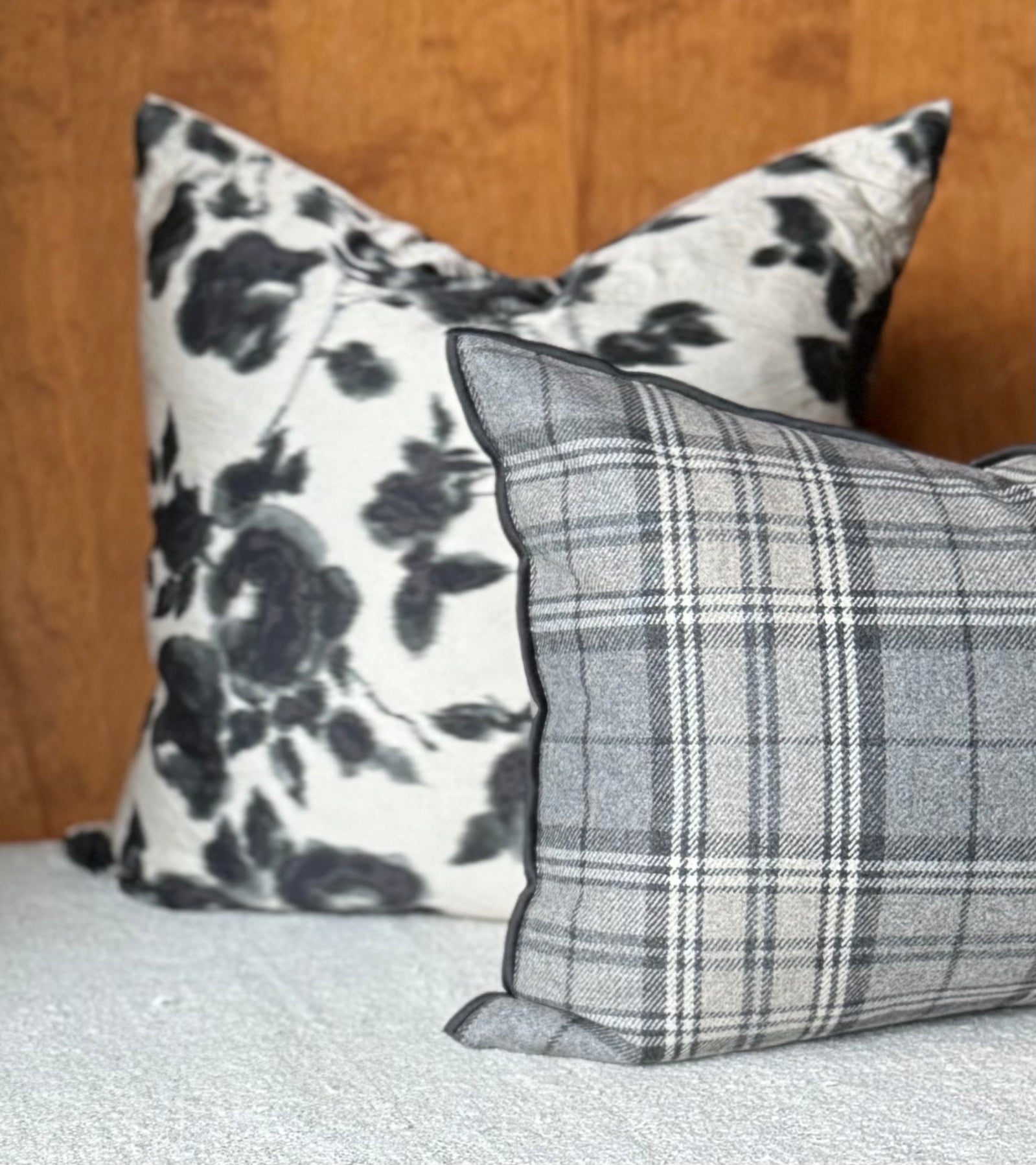 House of Lyria Pillow | Freesia